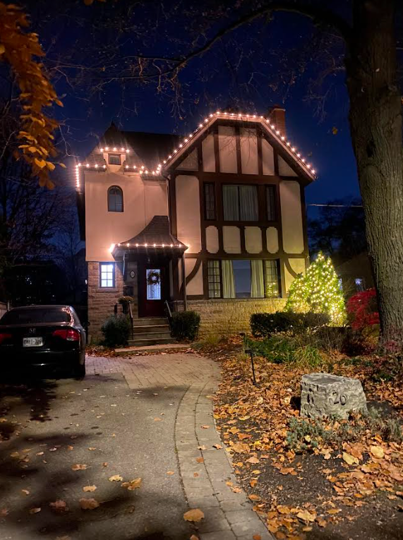 Holiday Lights for Property Elites  in Toronto, 