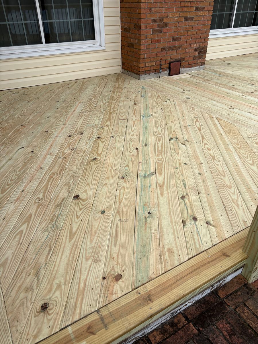 Deck Construction for Palmetto Fence in Greenville, SC