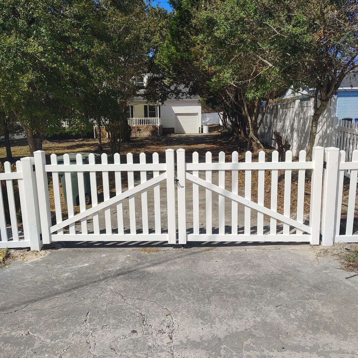 Fence Installation for JB Nealy Fence in Elgin, SC