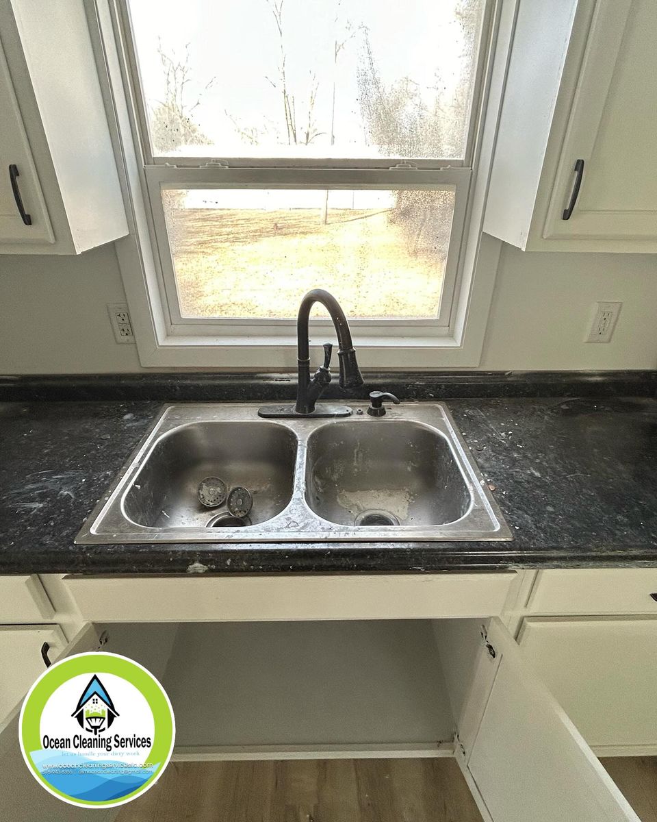 Deep Cleaning for Ocean Cleaning Services in Des Moines, IA