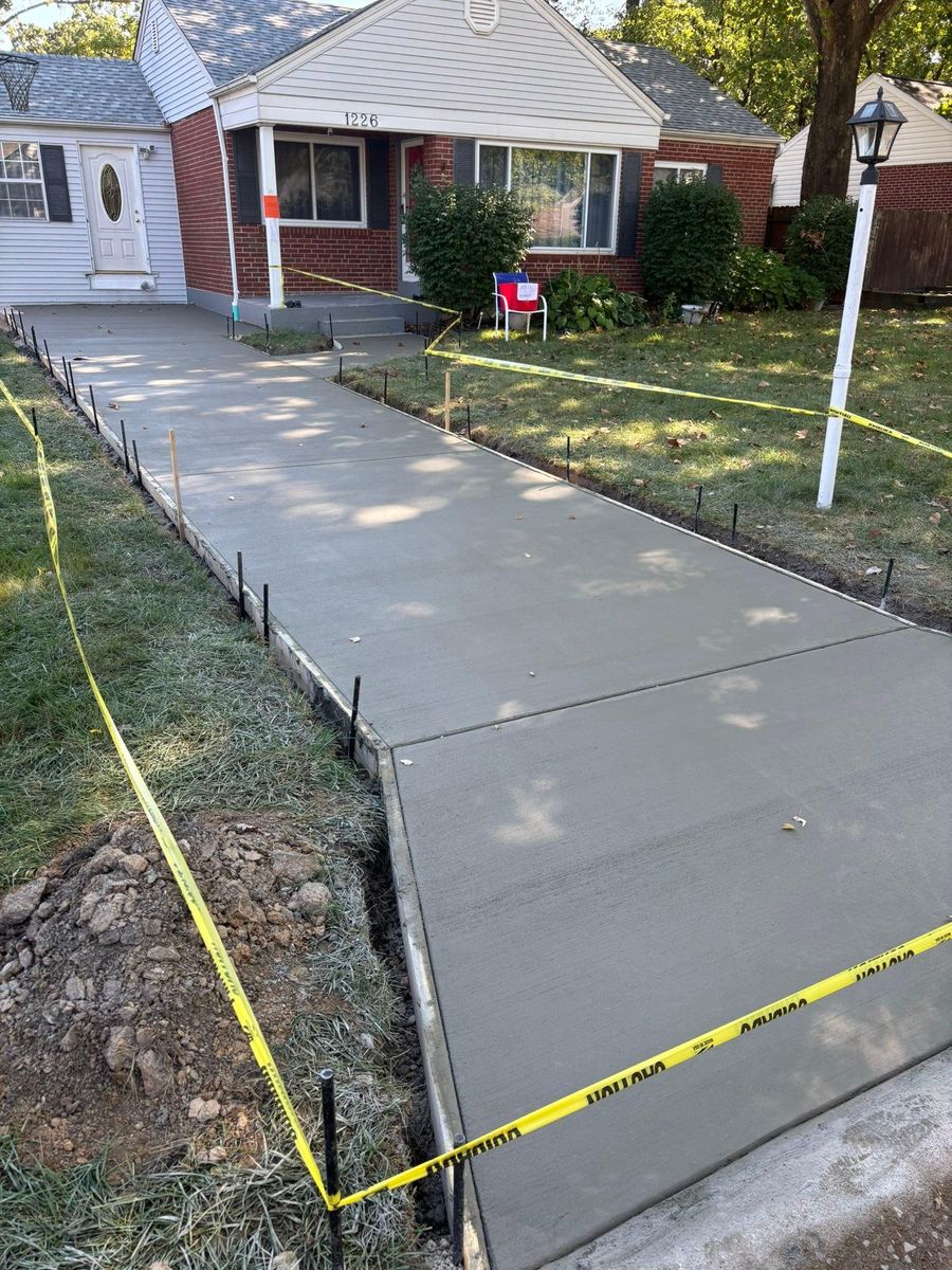 Patio Design & Construction for J & B Landscaping in St. Louis, MO