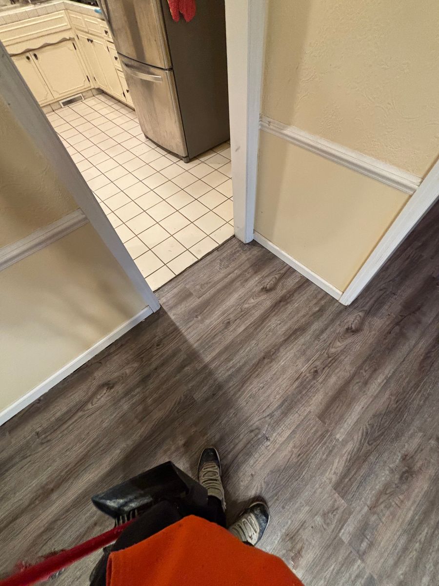 Flooring for Bestway Contractors LLC in Indianapolis, IN