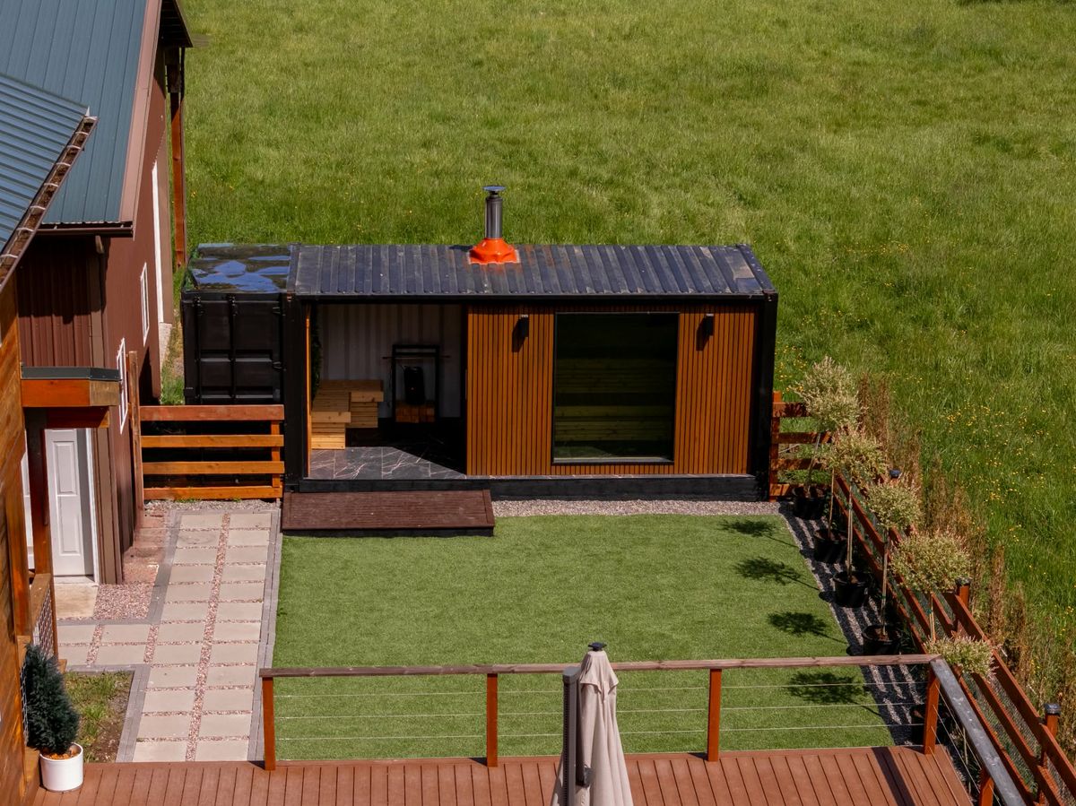 Deck & Patio Installation for Best NW Construction in Maple Valley, WA