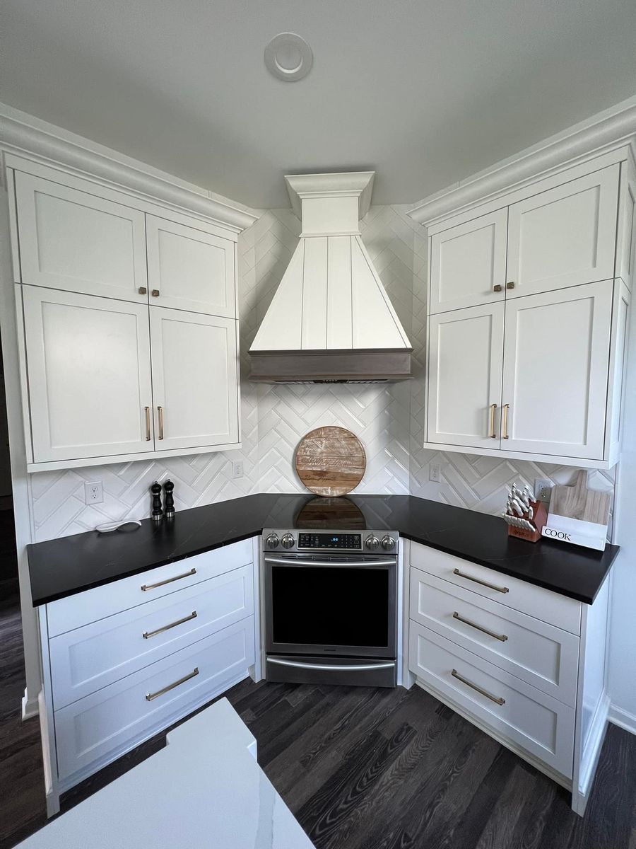 Kitchen Backsplash Tiling for Tom’s Custom Tile LLC in Howell, MI