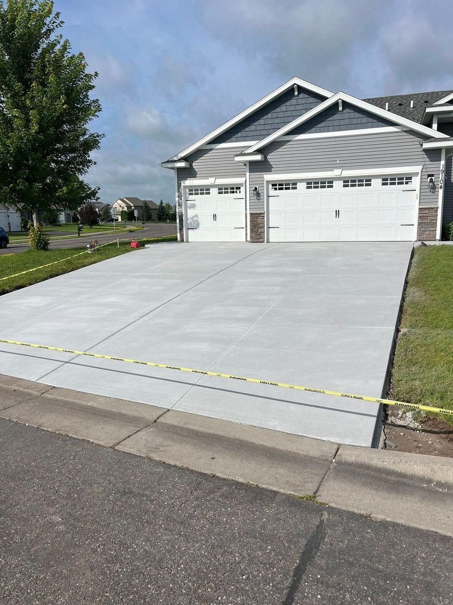 Home Exteriors (Roofing, Siding, Gutters) for Excalibur Builders in Coon Rapids, MN