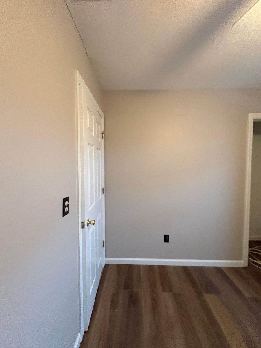 Flooring sand and installation for Ramos Pro Painting & Construction in East Rockaway, NY