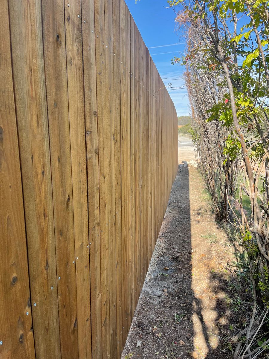 Decorative/Privacy Fencing for 5-7 Fencing & Construction in Madisonville, TX