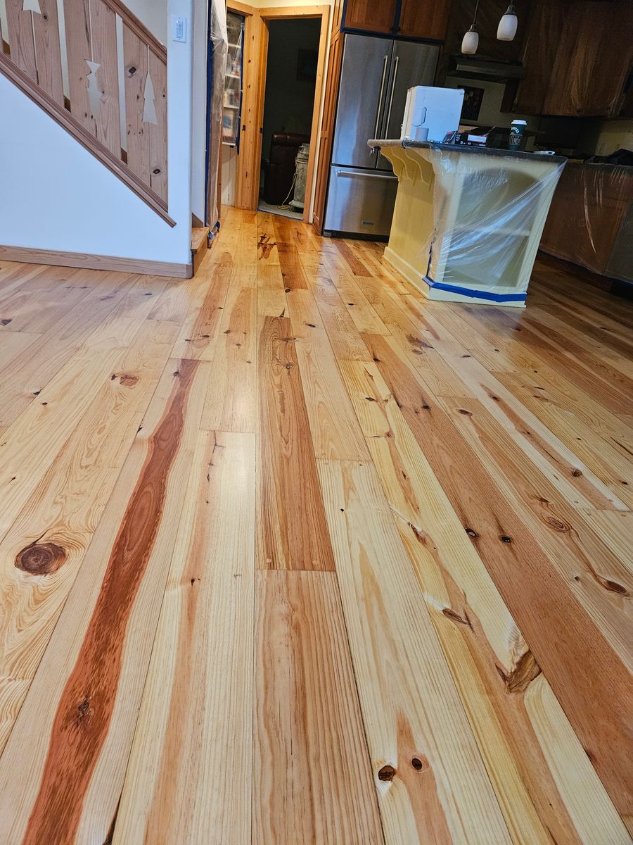 Floor Installation for Smithe Hardwood Flooring  in Sandy, OR