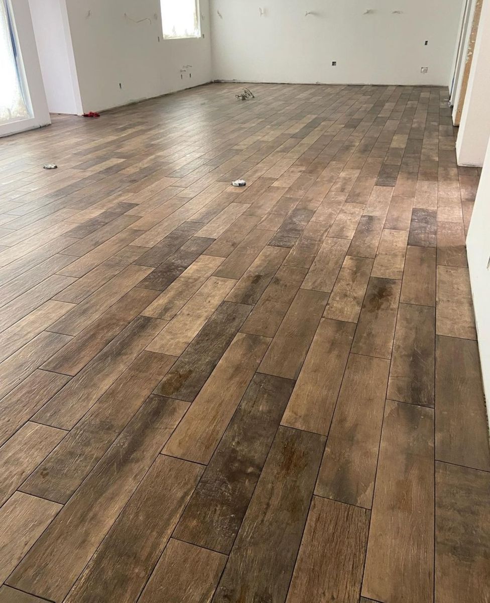 Flooring for De Leon Carpentry & Renovation  in Leakey, TX