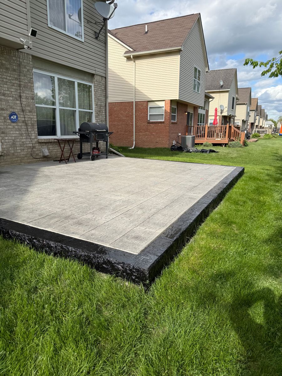 Broom finish patios for Crown Cement in Garden City, MI