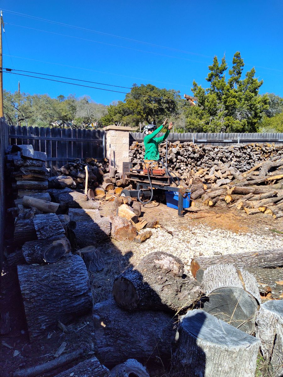 Firewood Delivery for Z’s Trees LLC in Grey Forest, TX