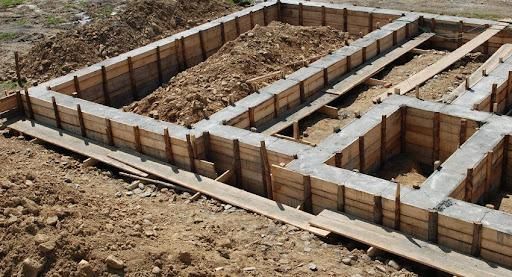 Fencing for J and R Co. in San Antonio,  TX