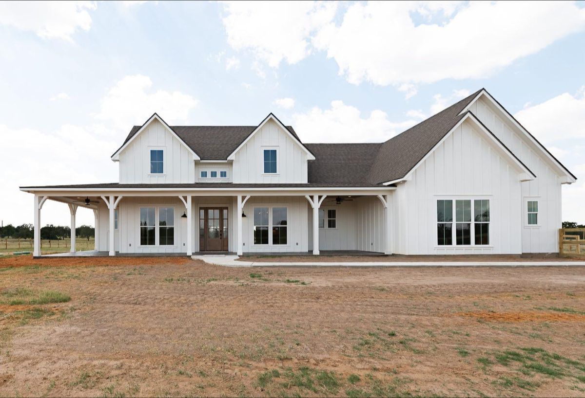 Custom Homes for CWC Custom Homes & Barndominiums in Snook, TX