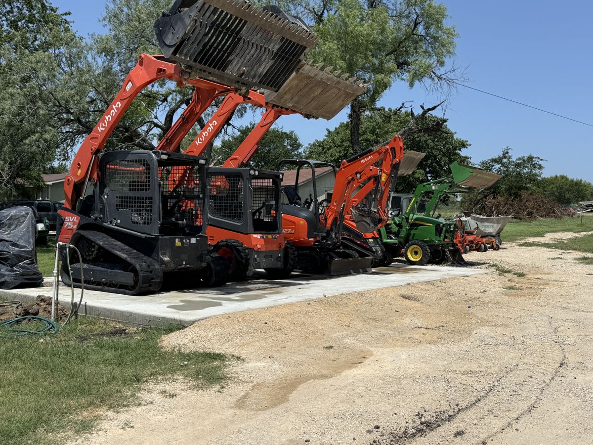 Concrete Construction for King Services in Seguin, TX