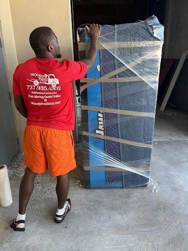Commercial Moving for Woody & Sons Moving in Tampa, FL