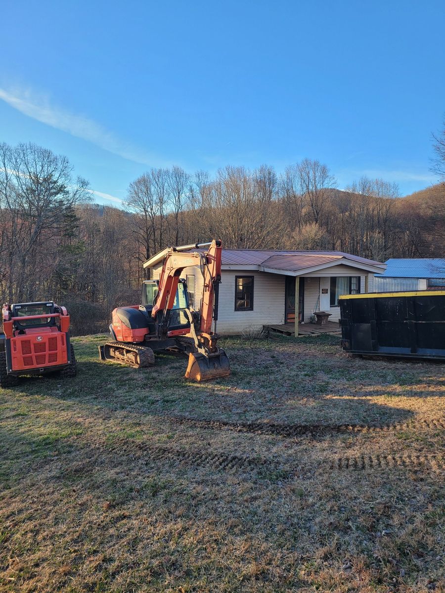 Foundation Digging for Bobcat Bob in Clermont, GA