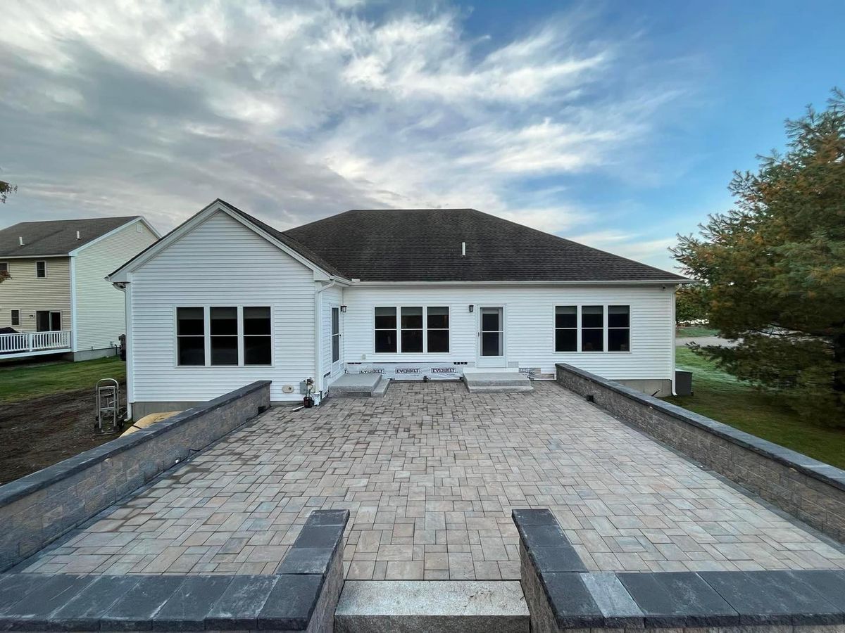 Hardscaping - Patios, Walkways, Retaining walls for Martin's Landscaping & Construction in Manchester, NH