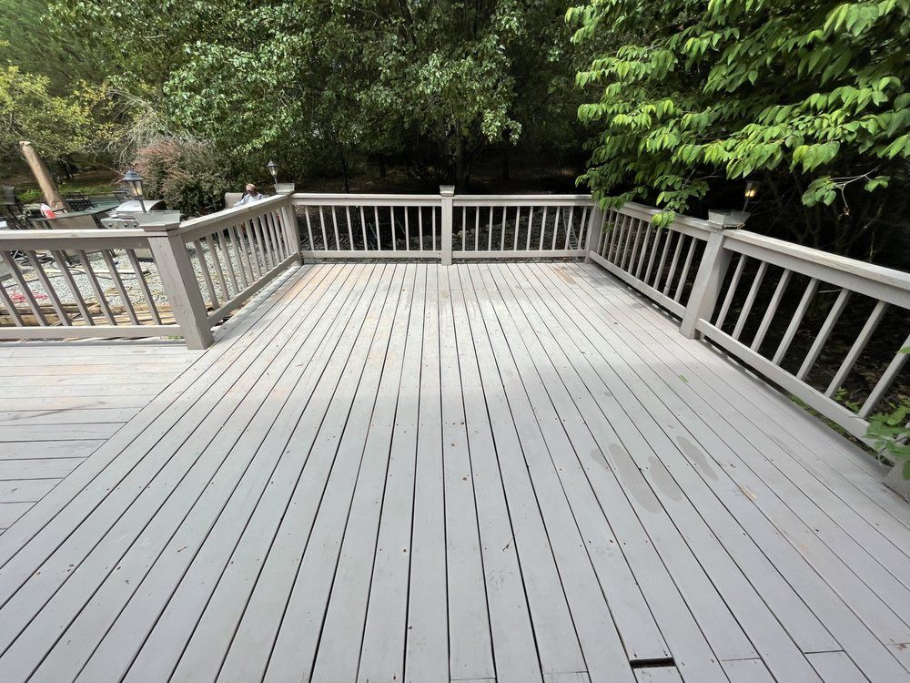 Deck Staining And Sealing for Devoes Painting in Mechanicsville, VA