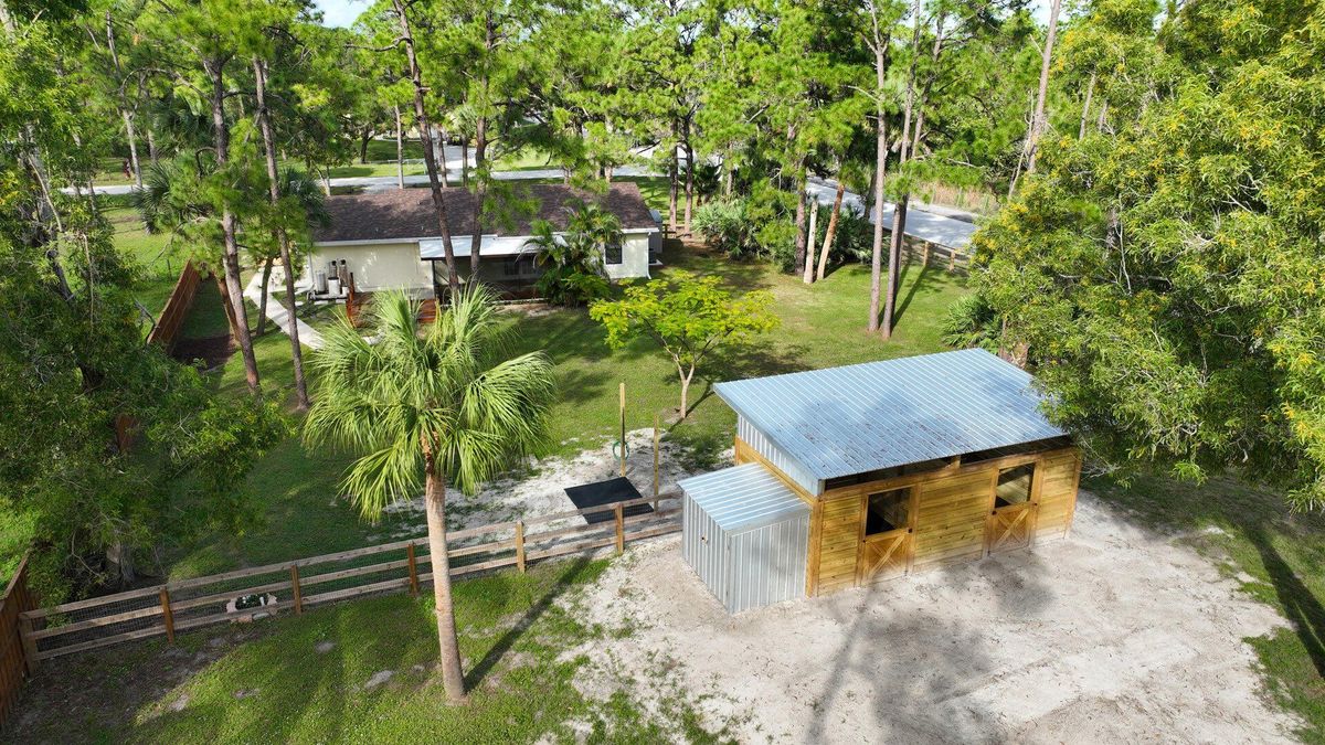 Barns for Florida Native Equestrian Development in Central Florida, FL