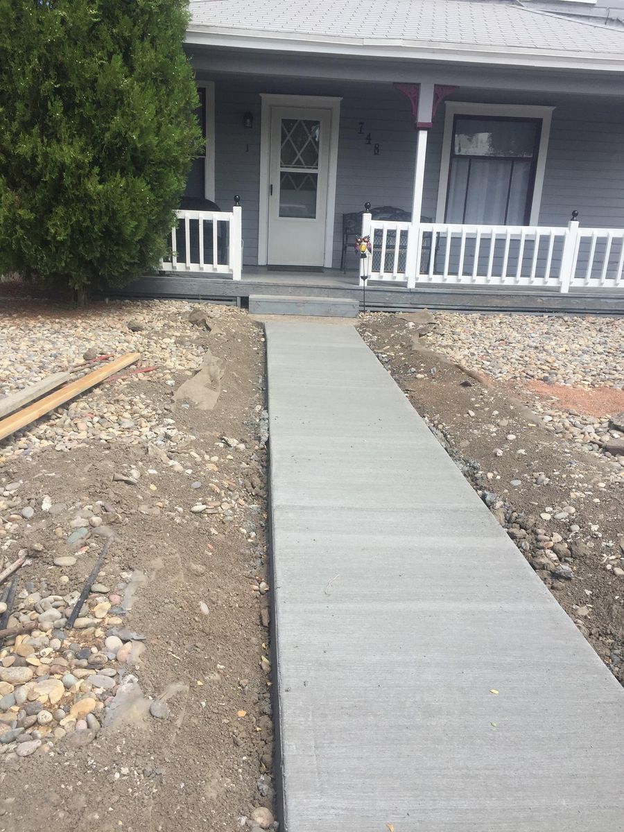 Sidewalk/Walkways Installation for RE Concrete LLC in Aspen, CO