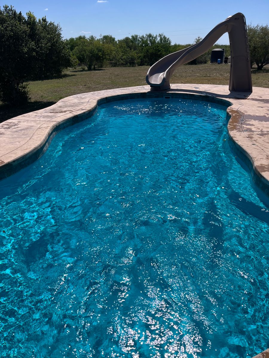 Pool Maintenance for Pool Queen Services in Eagle Pass, TX