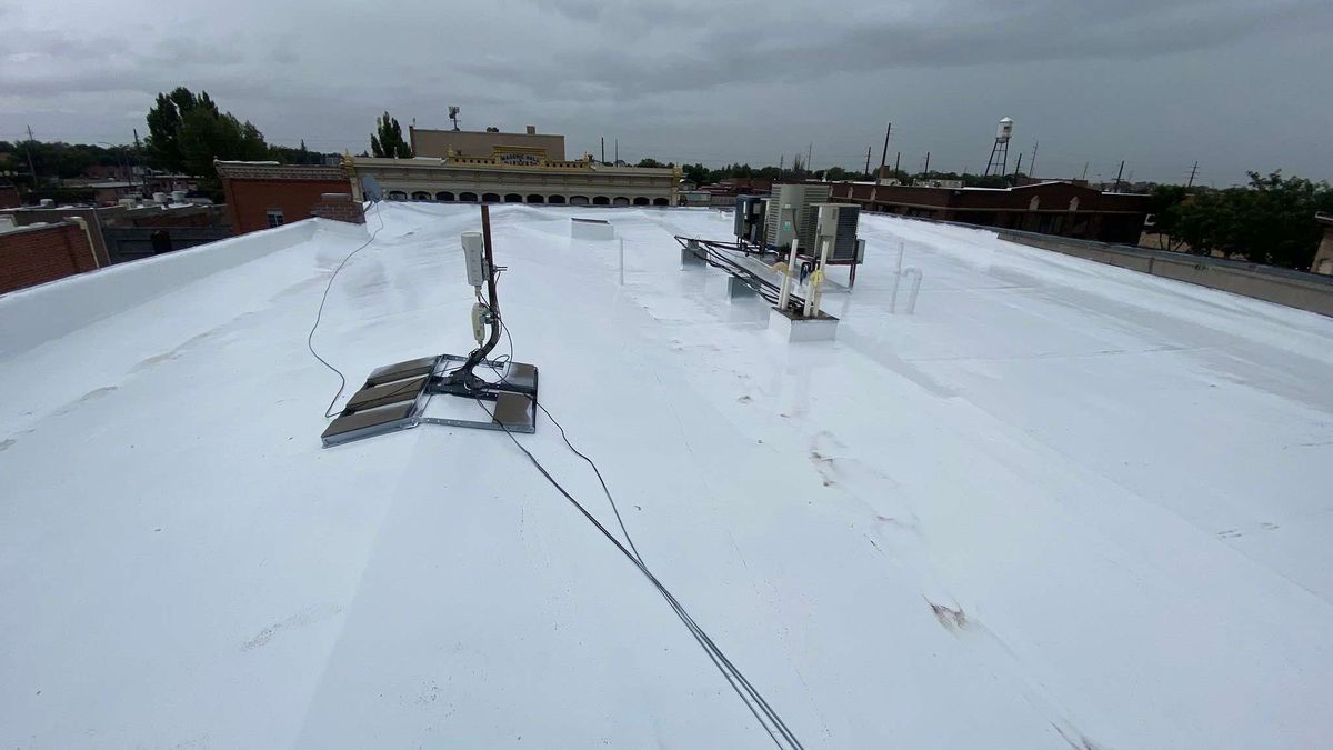 Commercial Roof Repair Service for Sustainable Commercial Roofing in Mobile, AL