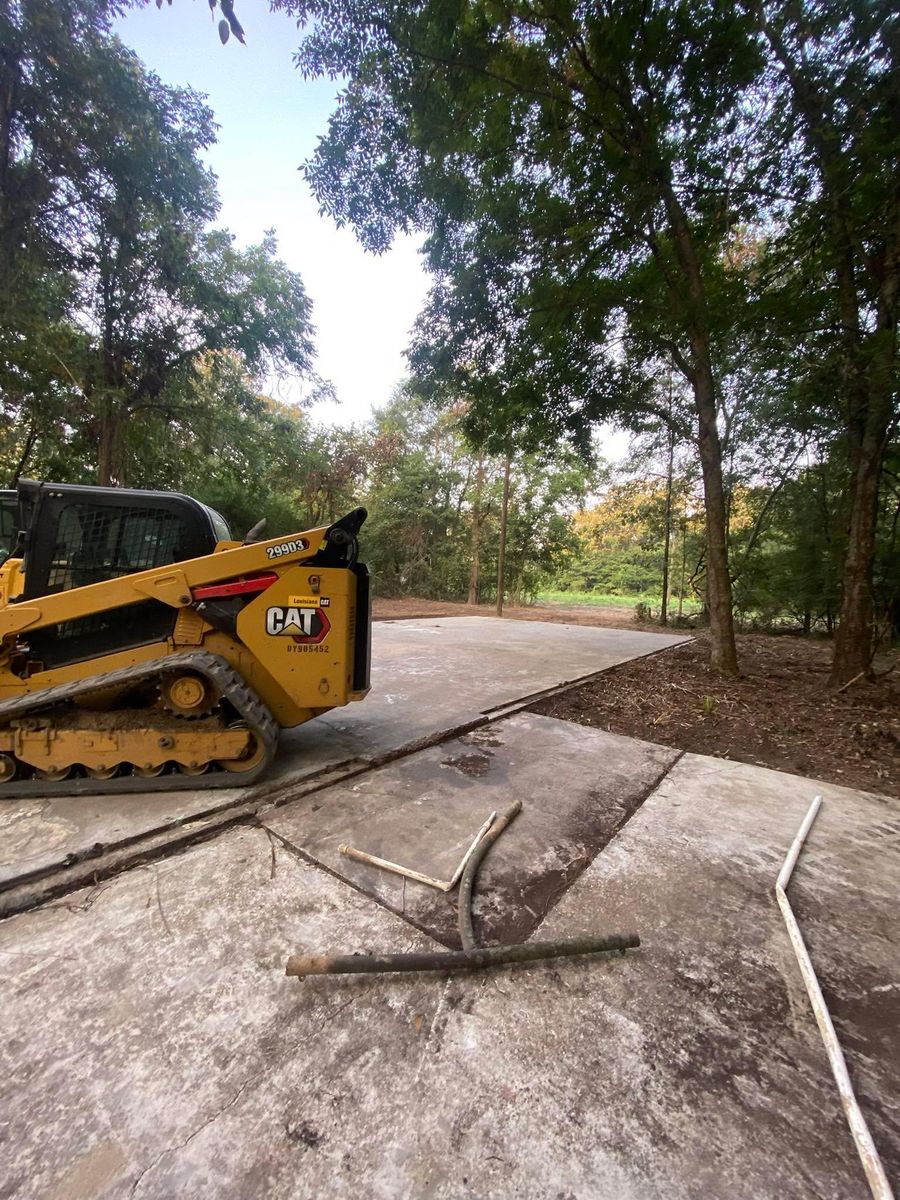 Construction for Daniel's Dumpsters & Land Improvements in Monroe, LA