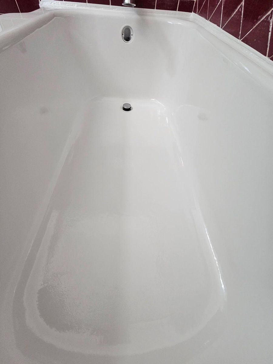 Fiberglass Repairs for Tub Life Resurfacing in Adairsville, GA