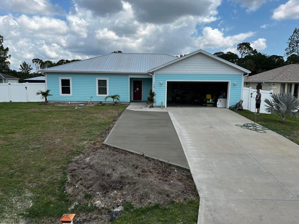 Driveway Repair & Replacements for Green Hammer Concrete in Palm Bay, Florida