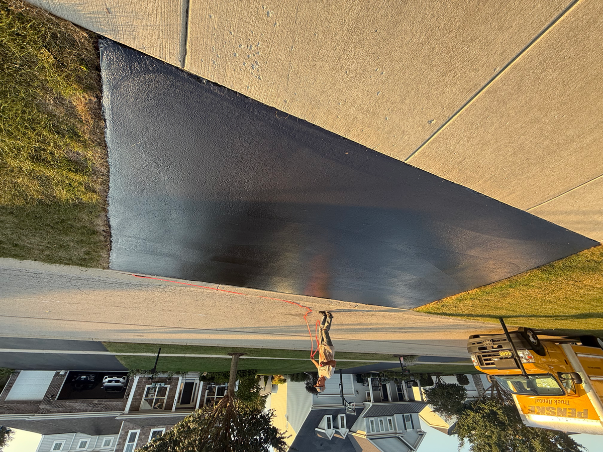 Residential Seal Coating for Black Diamond Sealcoating in St. Charles, IL