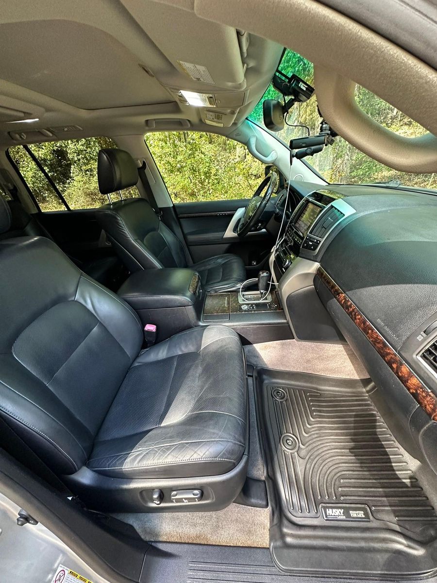 Full Detail Service for Hollywood Detail in Northport , AL