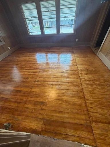 Flooring for Suarez Pro Flooring and Remodeling in Comanche, TX