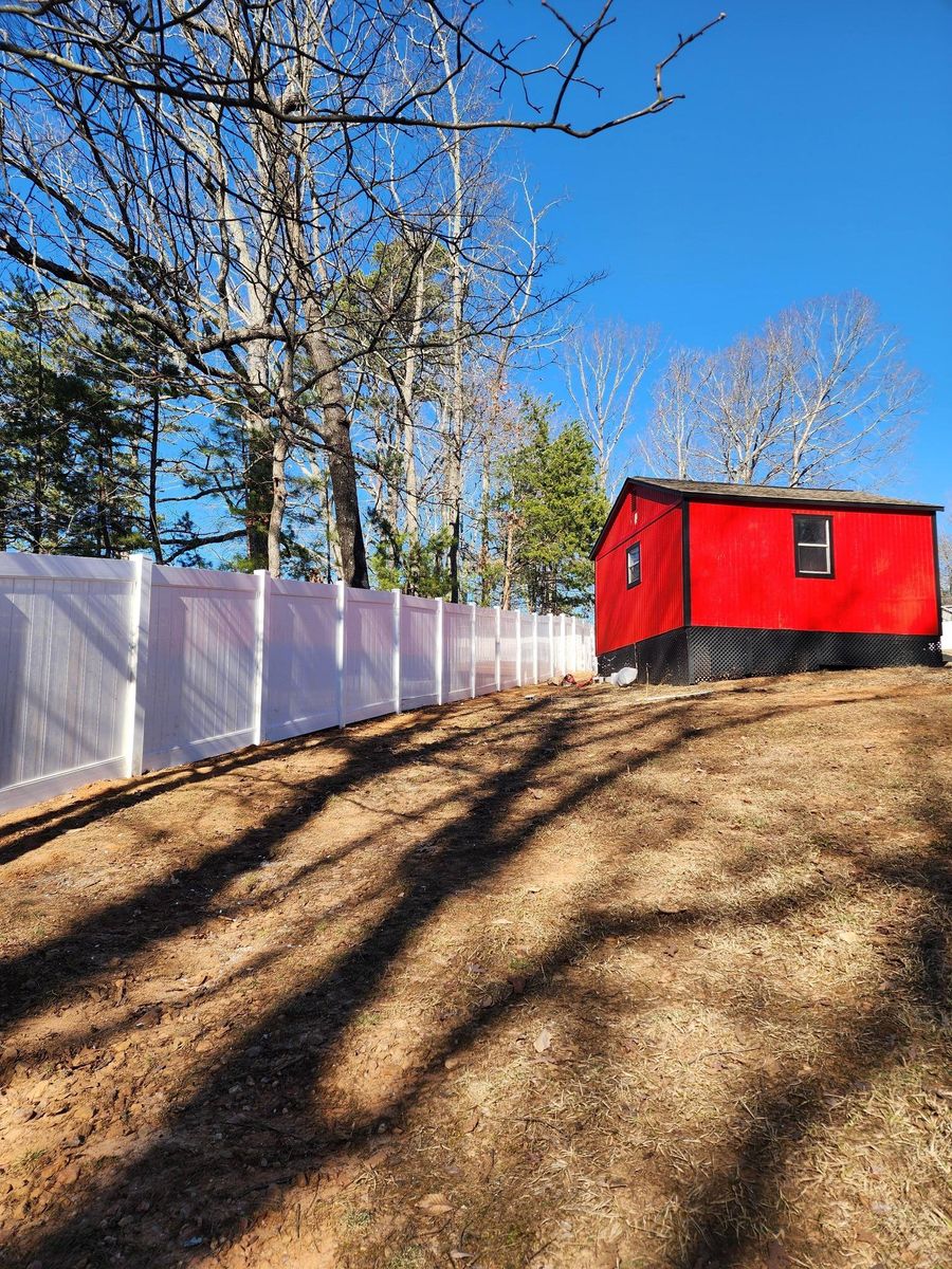 Fencing for Castaneda Home Services  in Gainesville, GA