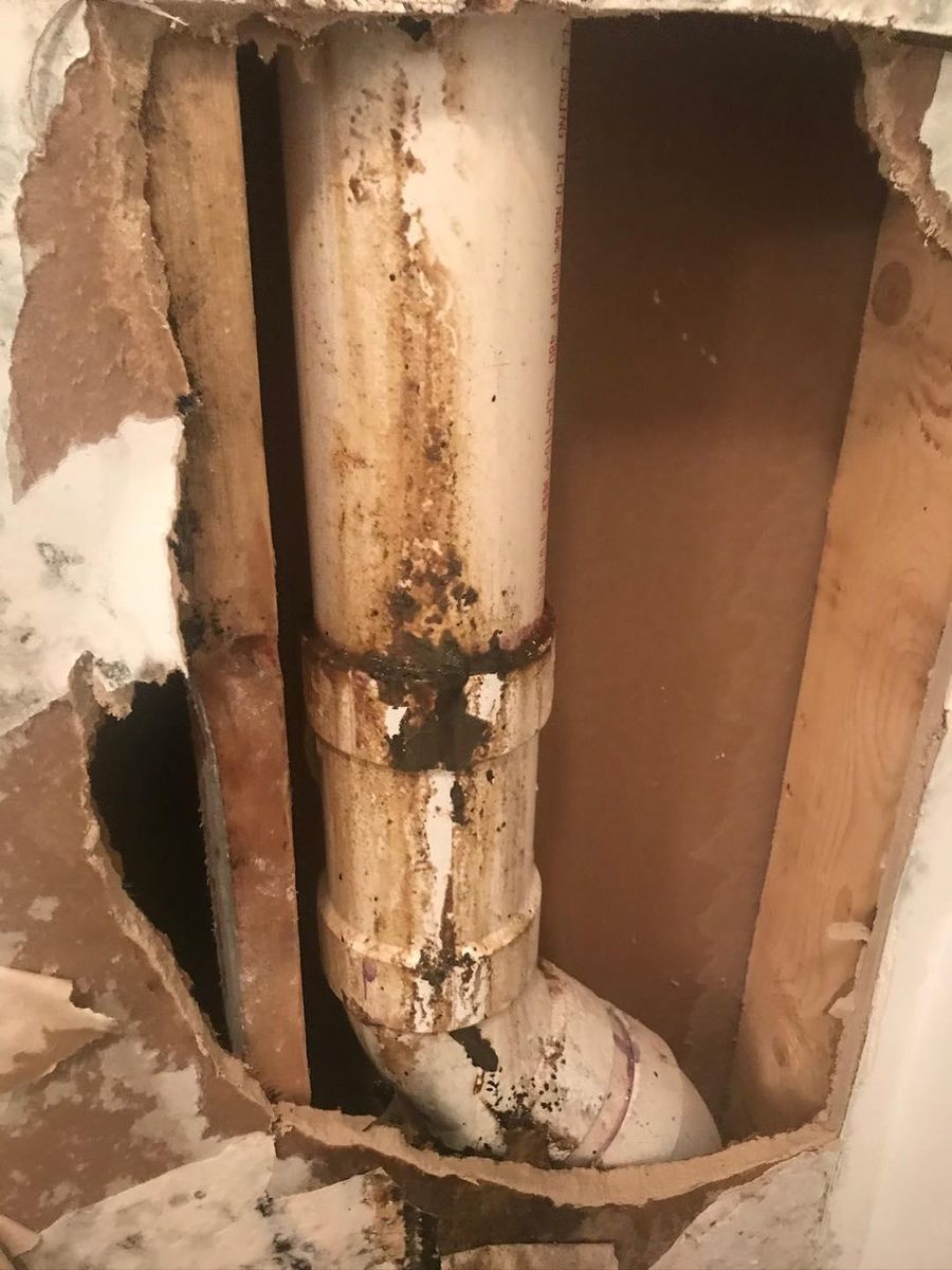 Water Extractions/ Full Dry-Outs for Southern RustiQ Restoration in Atlanta, GA