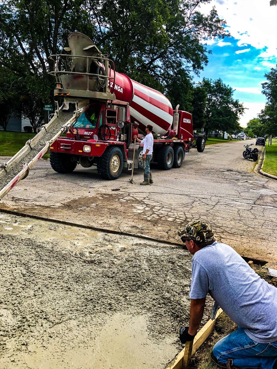 Concrete for Kurth Concrete in Hebron, IL