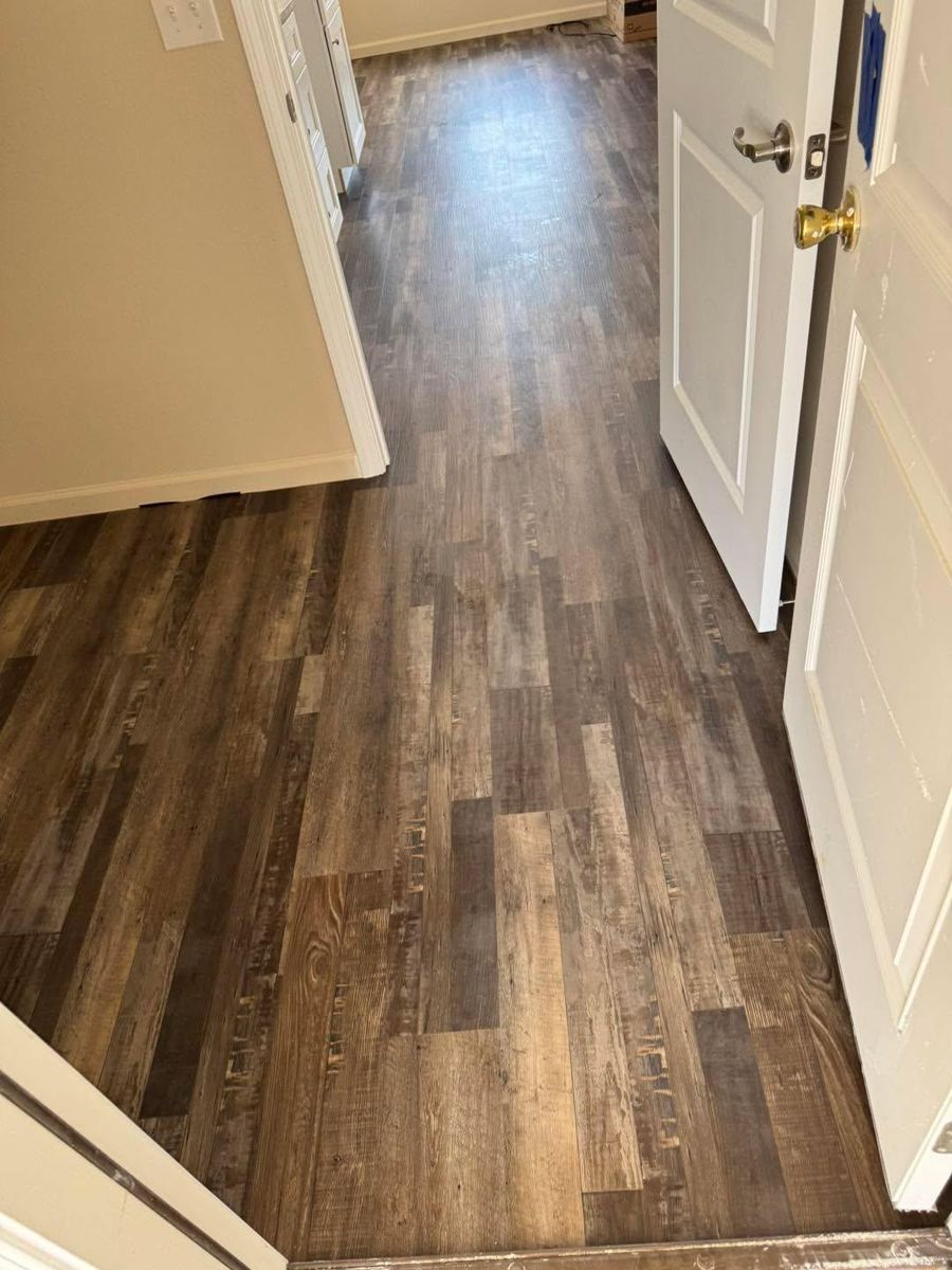 LVP Flooring for Clean Cut Construction in Laurel Hill, FL