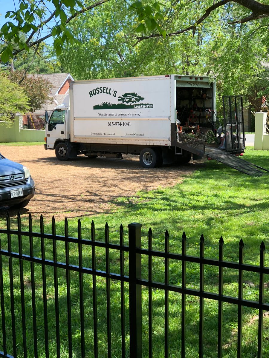 Shrub Trimming for Russell's Lawn Care Plus in Nashville, TN