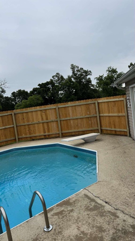 Fence Installation for B&J Fencing in Harviell, MO