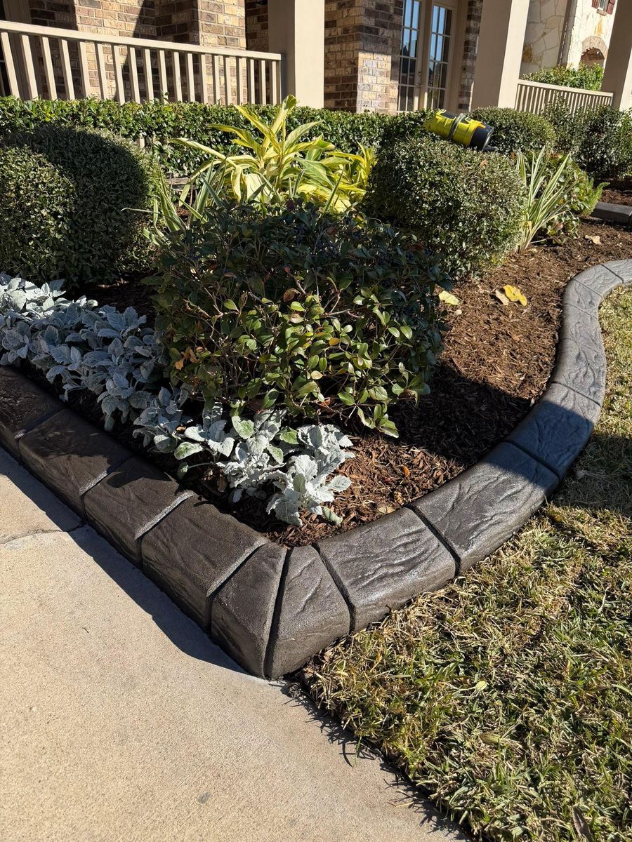 Landscaping for Texas Curb N Borders in Houston, TX