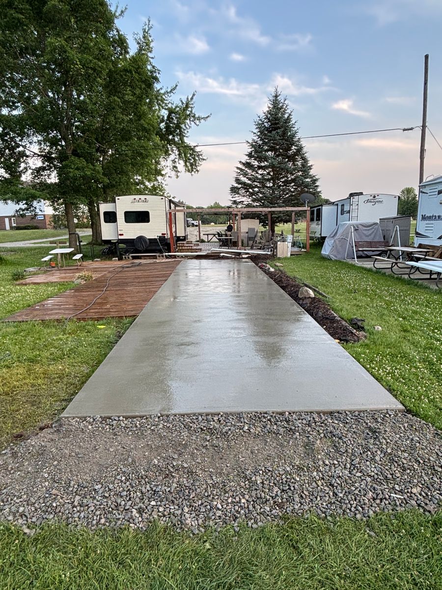 Concrete Slab Construction for Harold's Construction in Howell, MI