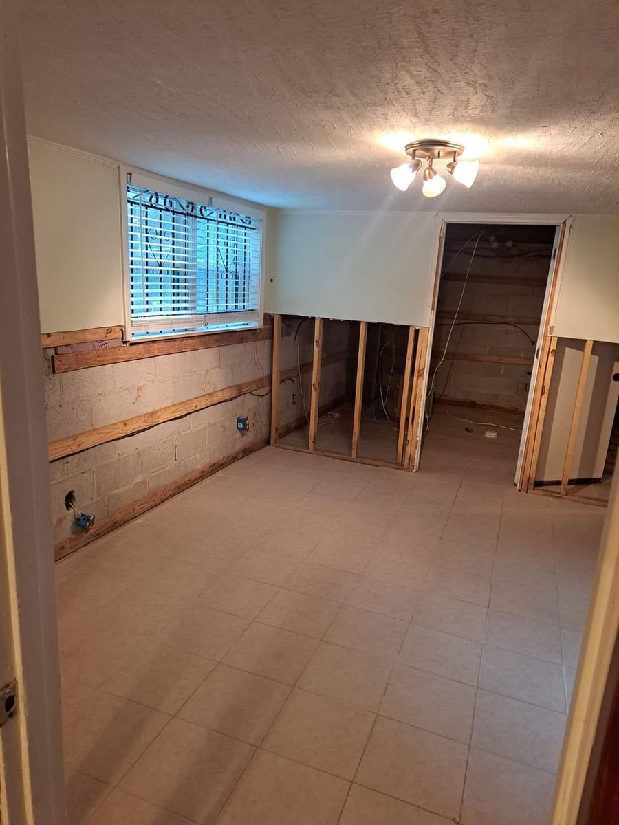 Finish Basements for Rick's creative home improvement and repair in Atlanta, GA