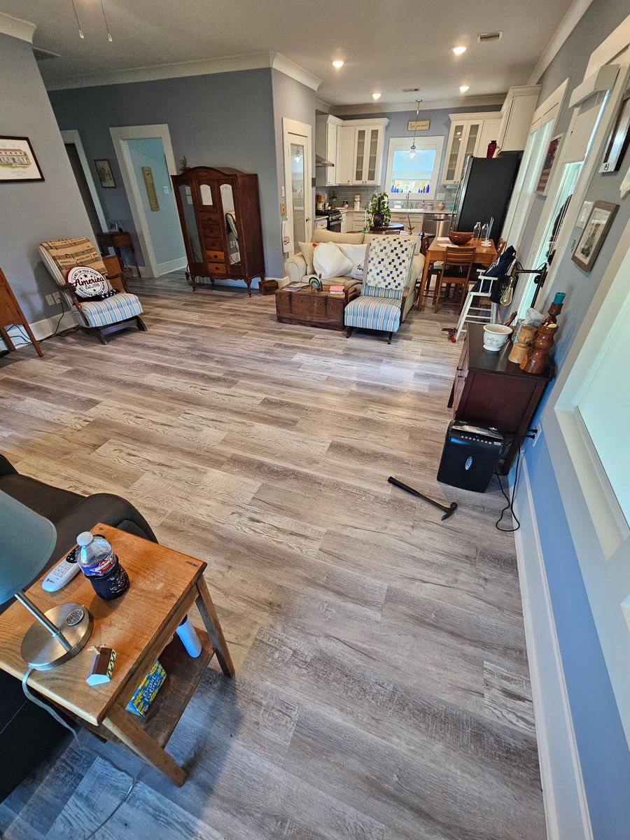 Flooring for Hockley Frame and Siding LLC in Hockley, TX