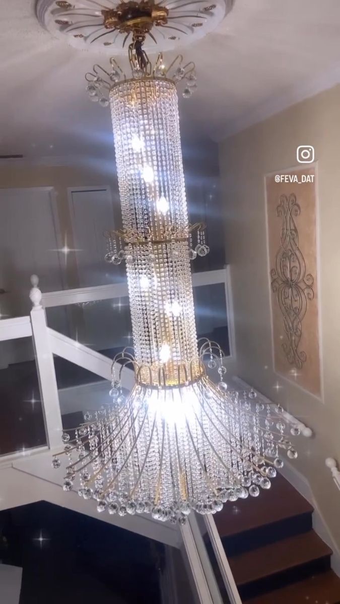 Chandelier Installation for Florida Tech Installers in Orlando, FL