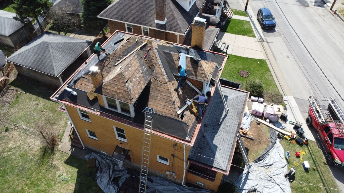 Commercial & Residential Roofing for Ridge Point Roofing in Venetia, PA