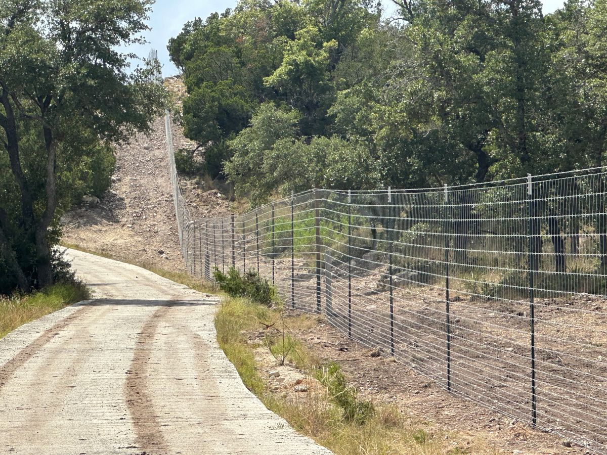 High-Game Fencing for 5-7 Fencing & Construction in Madisonville, TX