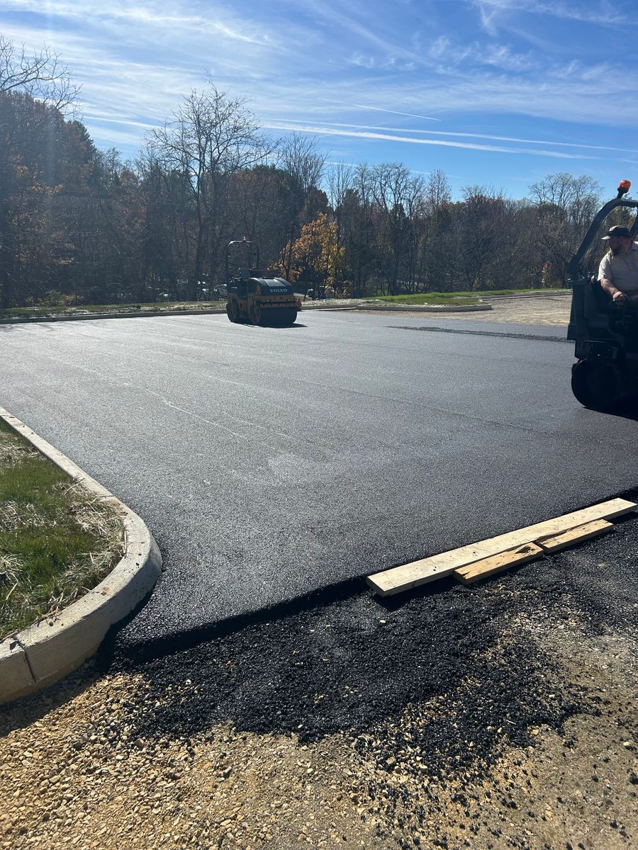 Sealcoating for James R Carter Paving in Roanoke, VA