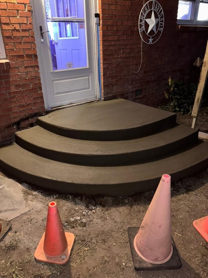 Concrete Repair for Straight Edge Siding, Fencing & Decks in Pampa, TX