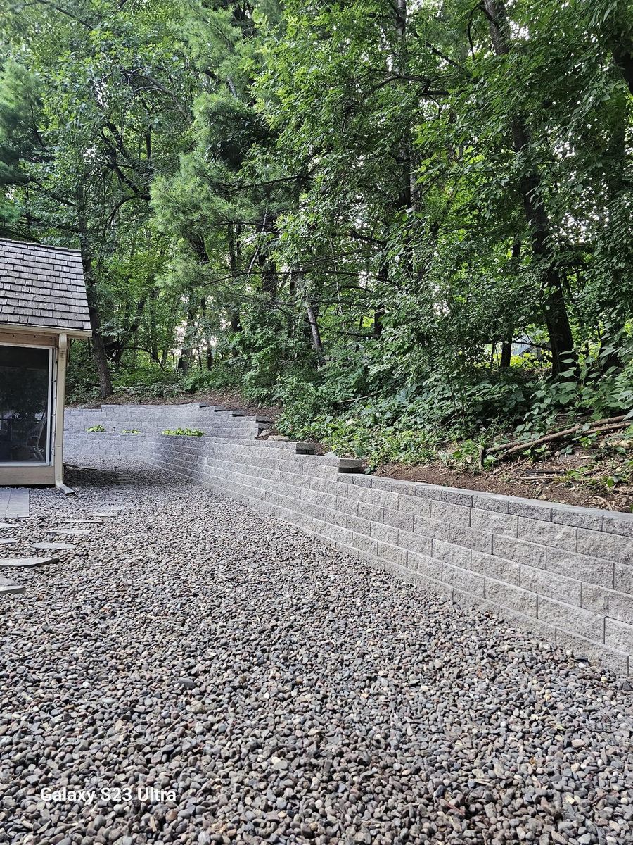 Mulch Installation for K & I Lawn Care Service  in Eden Prarie, MN