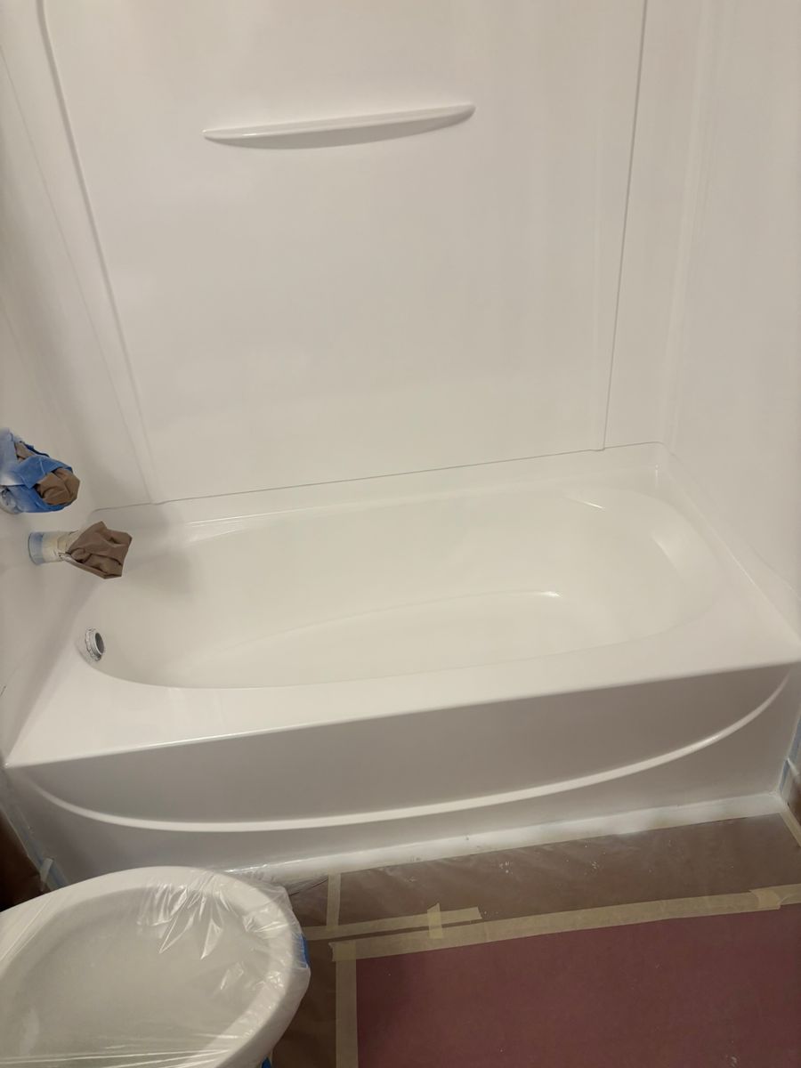 Bathroom Refinishing for J & J Refinishing in Fort Lauderdale,  FL