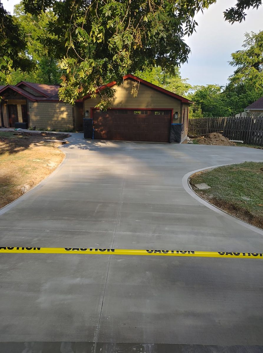 Sidewalk Installation for Tommy Moore Construction in Anderson County, TN
